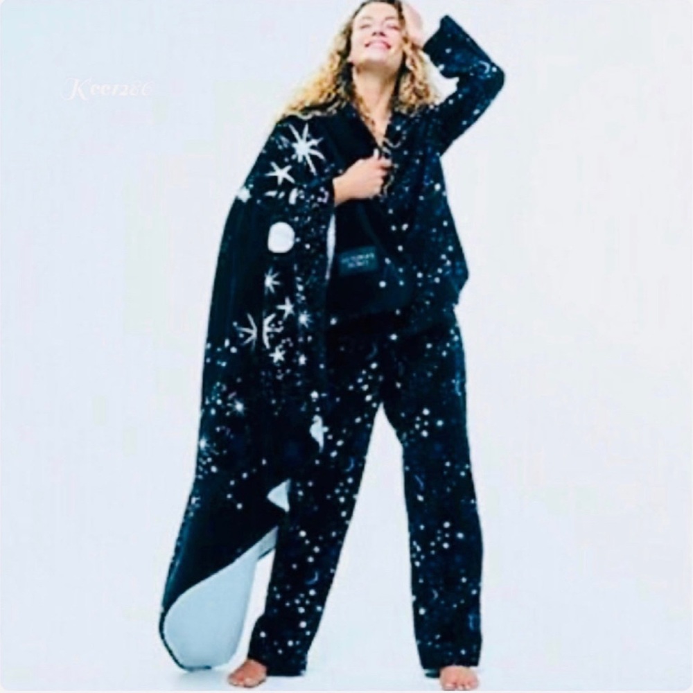 Victoria Secret Blanket